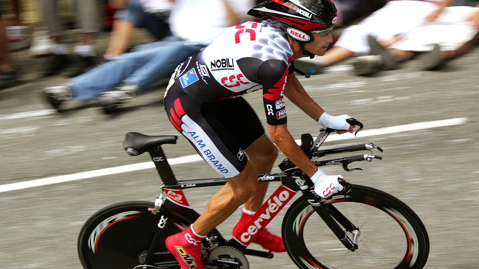 西亚卡姆焦点对战，JackeyLove与70激战巴塞罗那分钟，锐不可当胜负难料！赛场气氛高涨