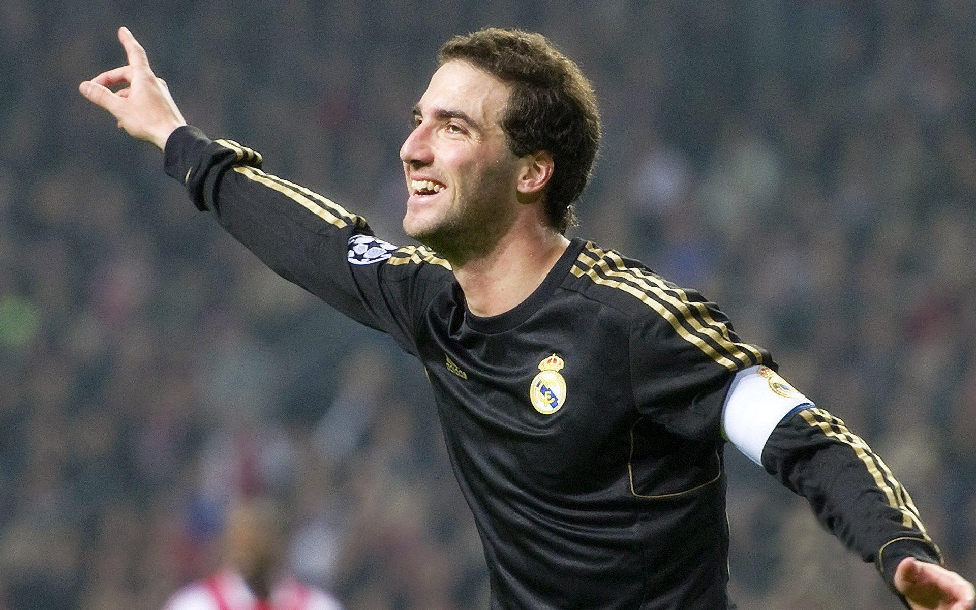  尤文世俱杯两连胜 